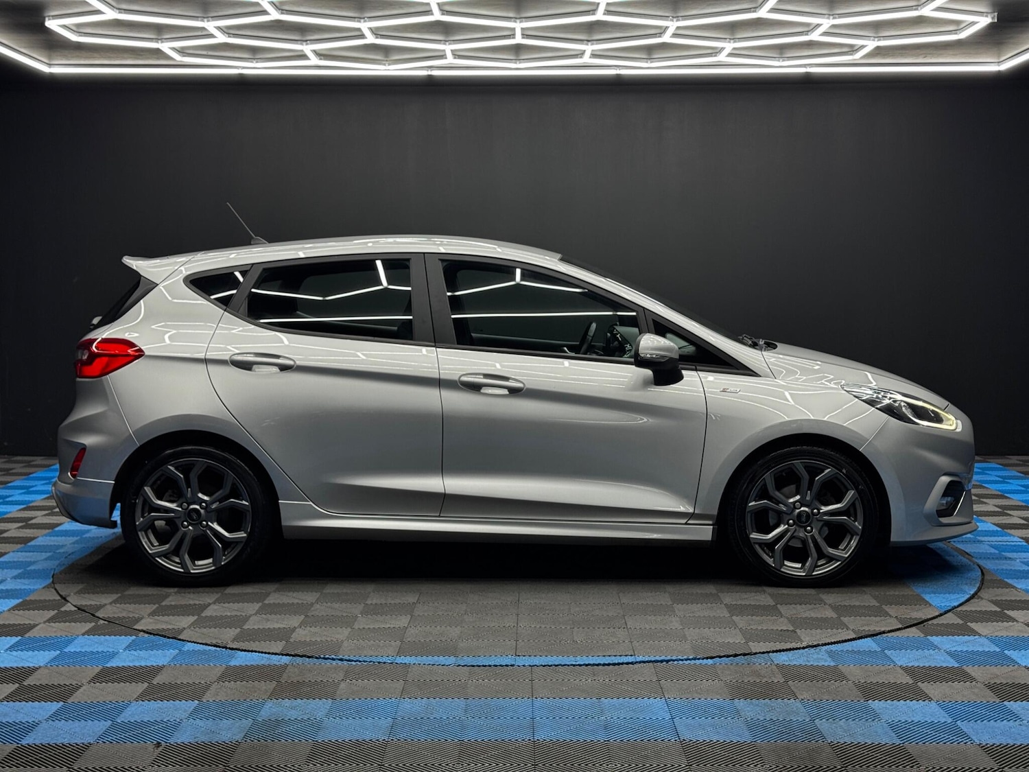 Used Ford Fiesta 2018 for sale - 77120757: Photo 4