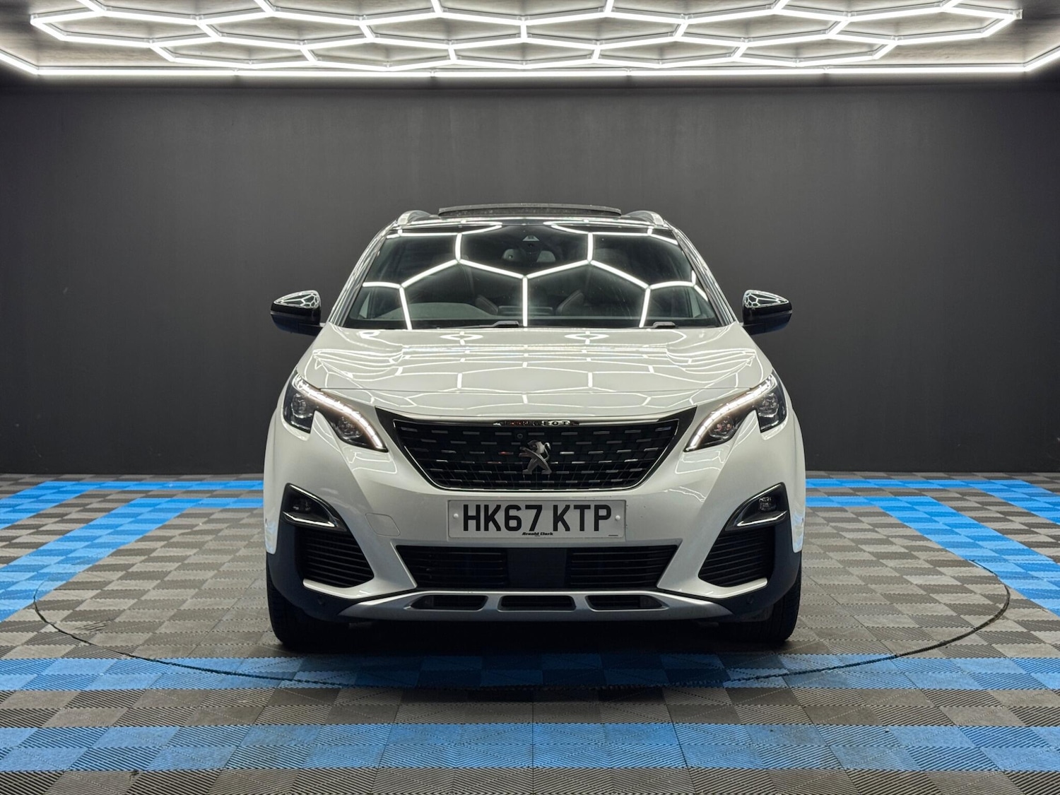 Used Peugeot 5008 2018 for sale - 77084475: Photo 2