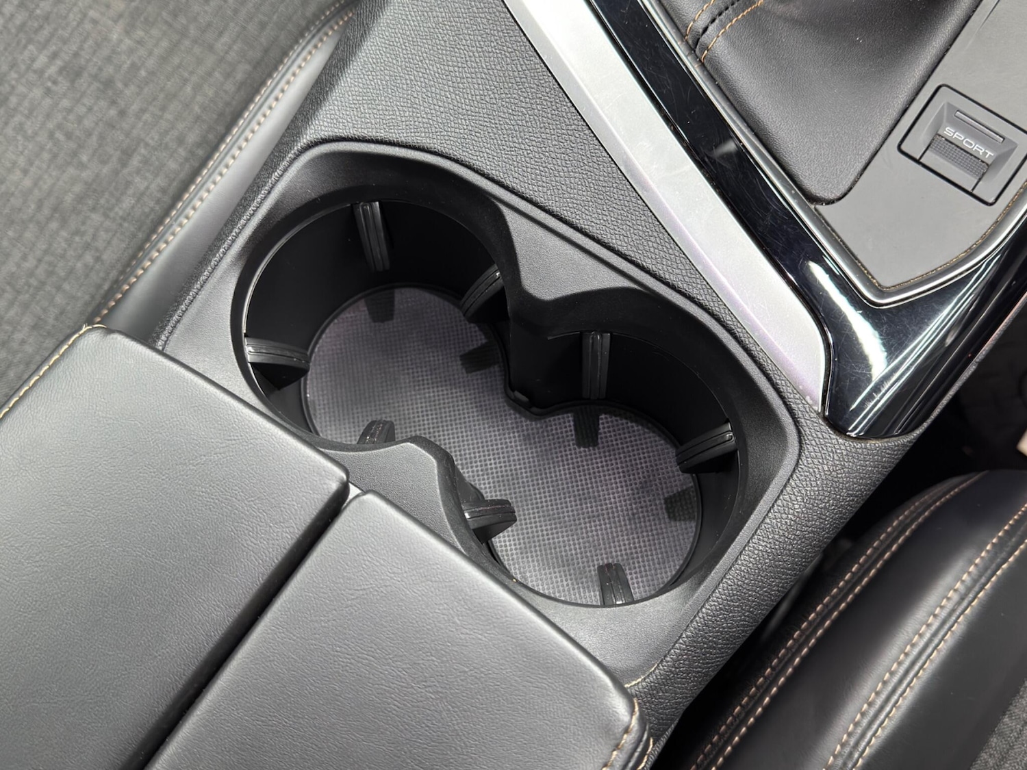 Used Peugeot 5008 2018 for sale - 77084475: Photo 26