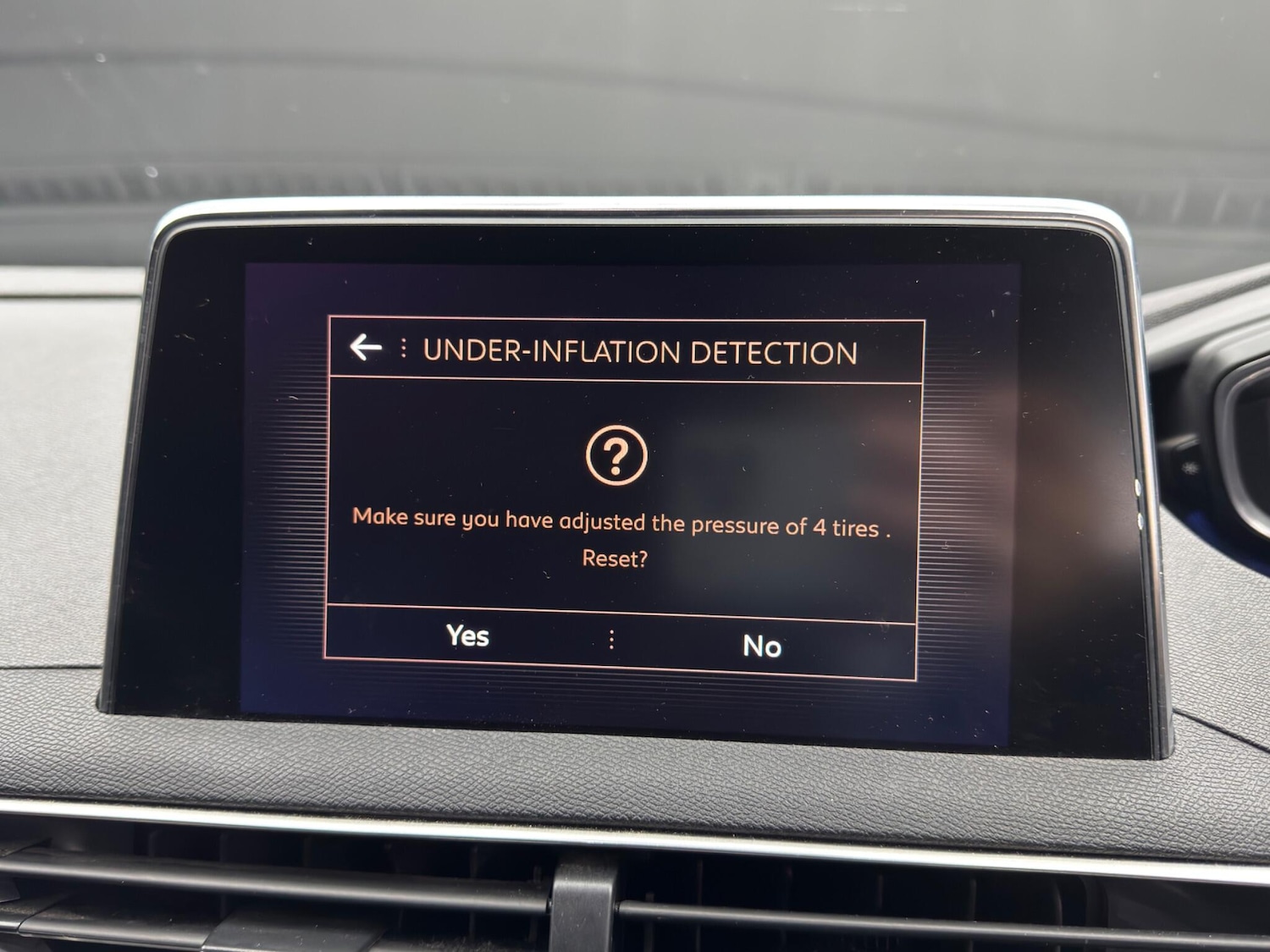 Used Peugeot 5008 2018 for sale - 77084475: Photo 35