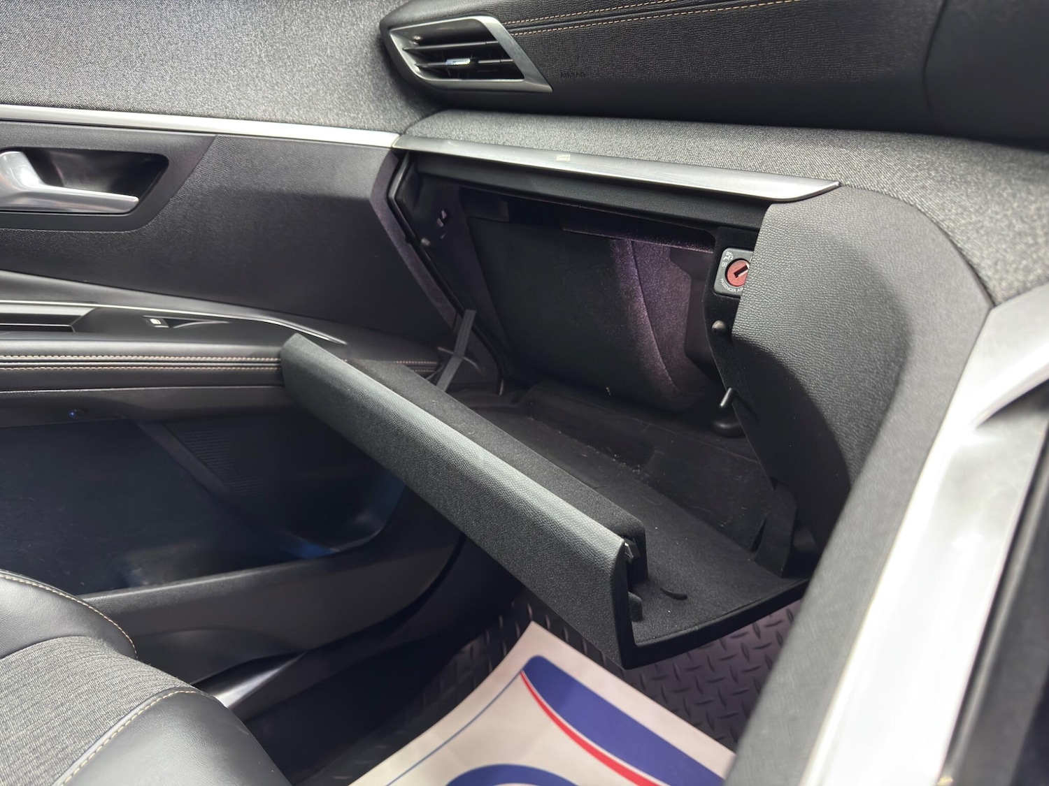 Used Peugeot 5008 2018 for sale - 77084475: Photo 39