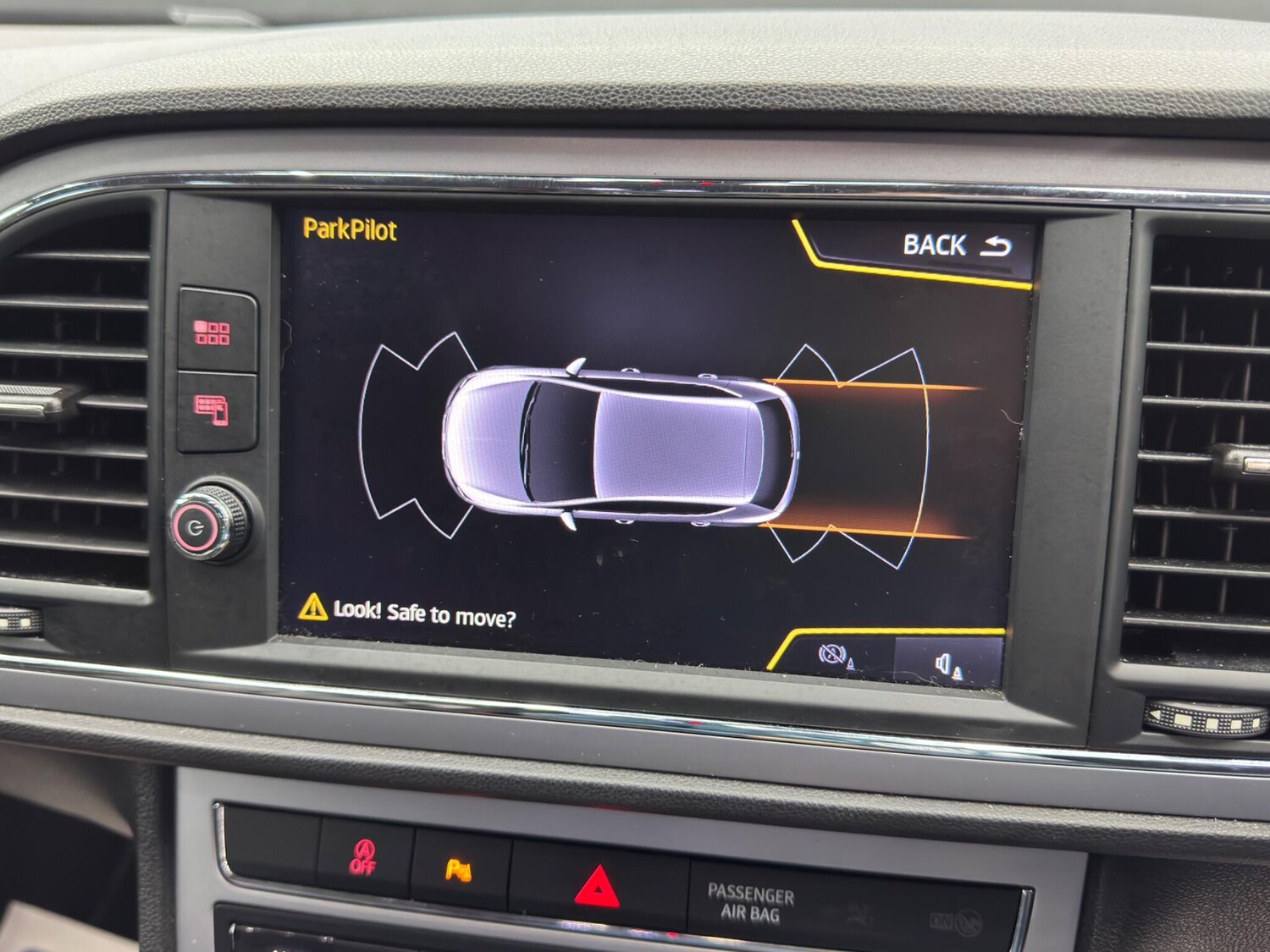 Used SEAT Leon 2018 for sale - 76606969: Photo 35