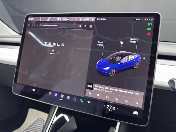 Used Tesla Model 3 2020 for sale - 76226255: Photo 28