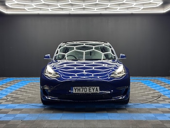 Used Tesla Model 3 2020 for sale - 76226255: Photo 2