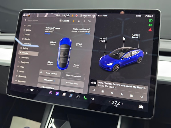 Used Tesla Model 3 2020 for sale - 76226255: Photo 32