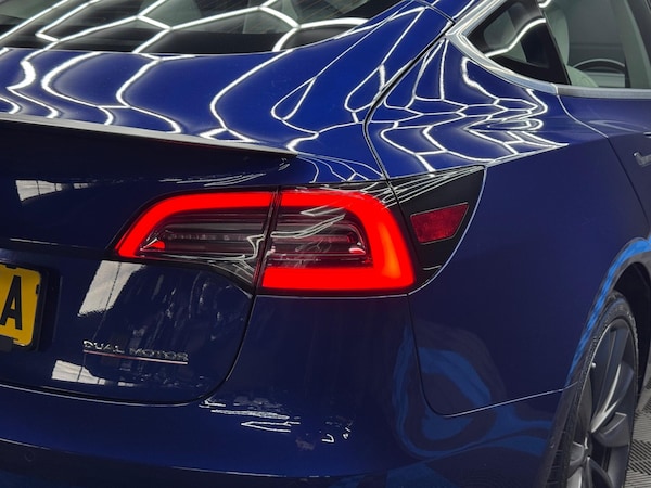 Used Tesla Model 3 2020 for sale - 76226255: Photo 44
