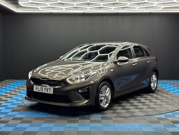 Used Kia Ceed 2019 for sale - 76965608: Photo