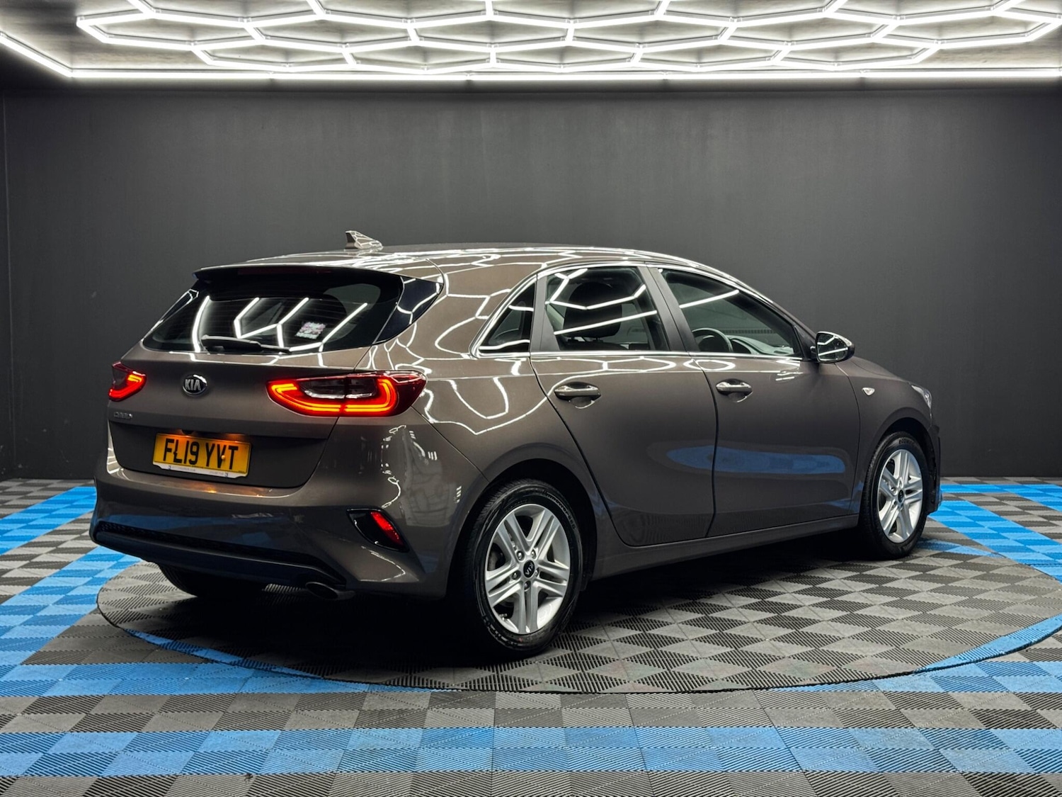 Used Kia Ceed 2019 for sale - 76965608: Photo 5