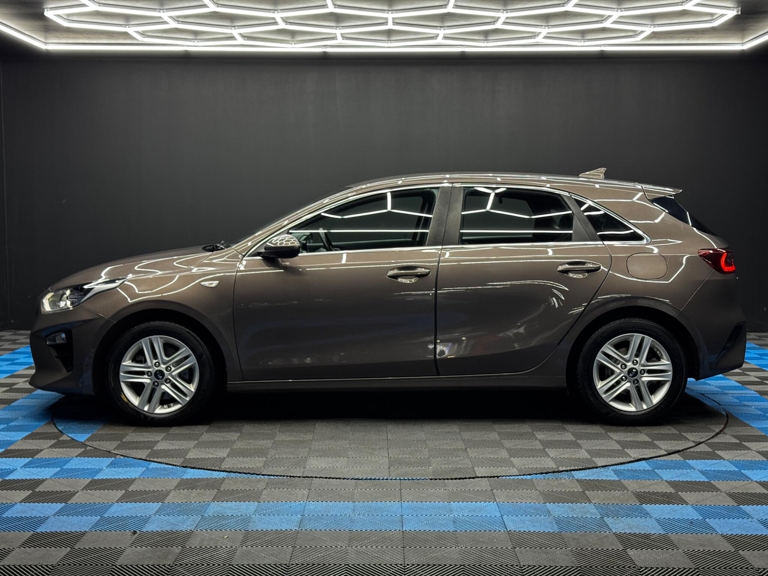 Used Kia Ceed 2019 for sale - 76965608: Photo 8