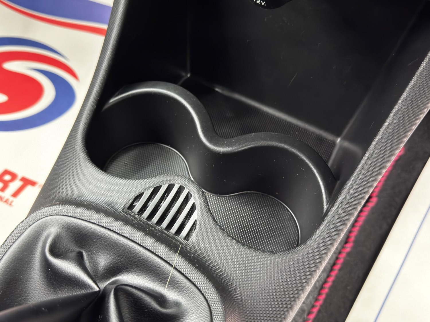 Used Toyota AYGO 2012 for sale - 76735035: Photo 23