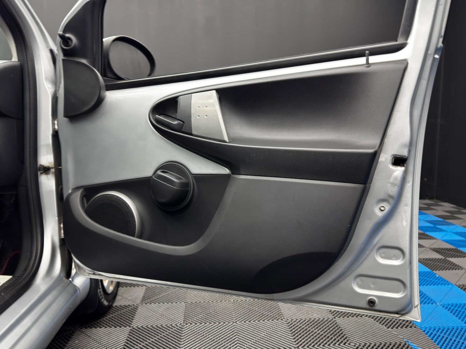 Used Toyota AYGO 2012 for sale - 76735035: Photo 30