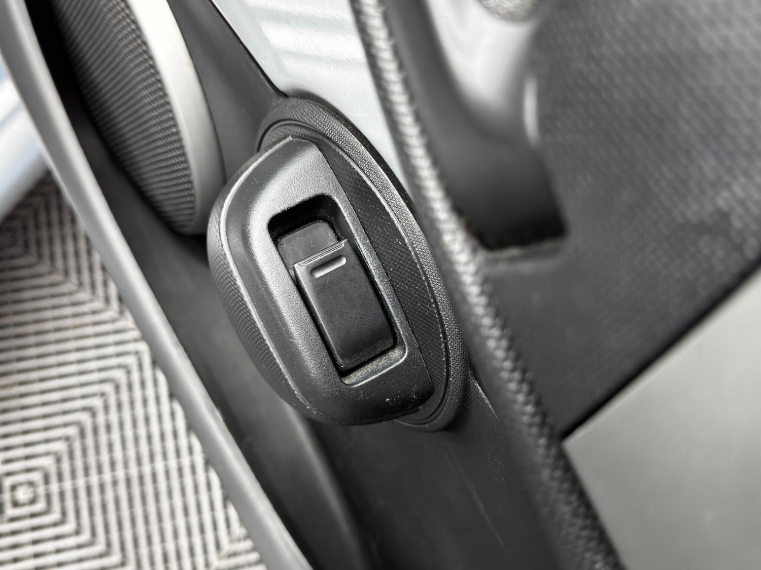 Used Toyota AYGO 2012 for sale - 76735035: Photo 31