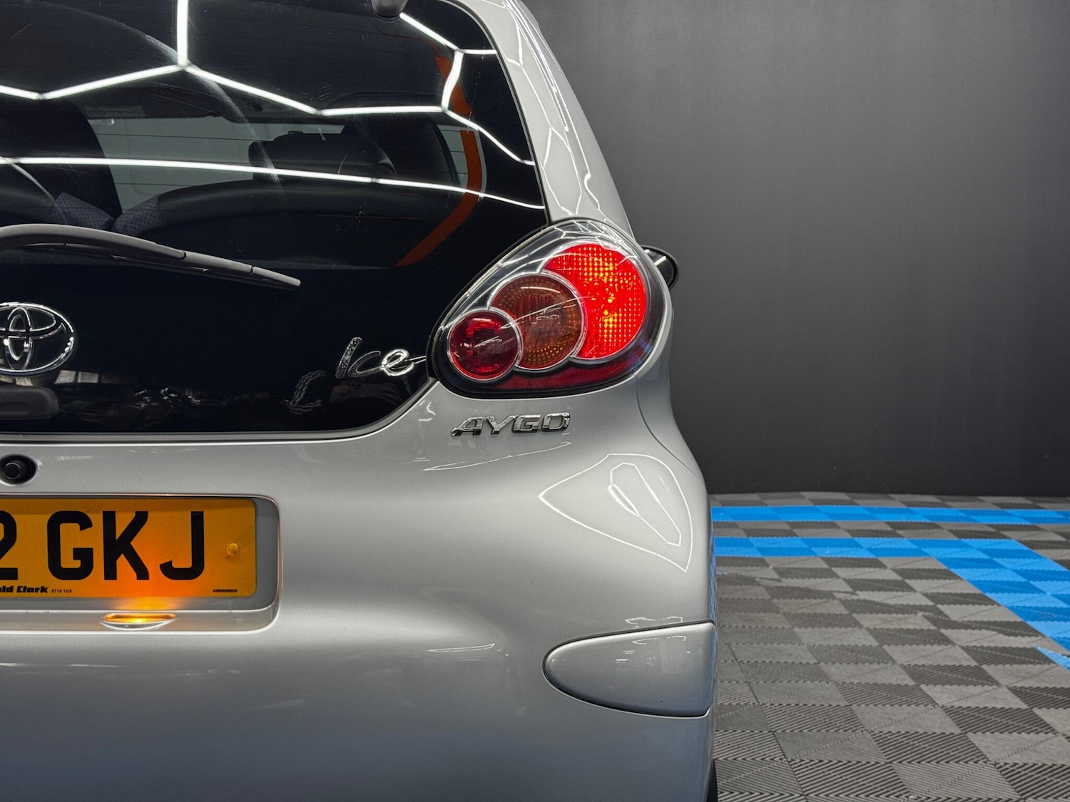 Used Toyota AYGO 2012 for sale - 76735035: Photo 33