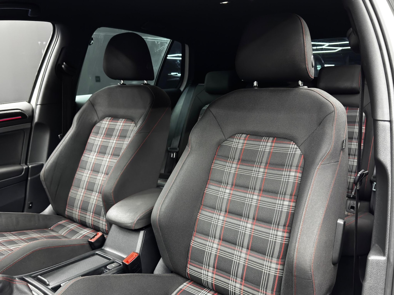 Used Volkswagen Golf 2014 for sale - 76865226: Photo 14