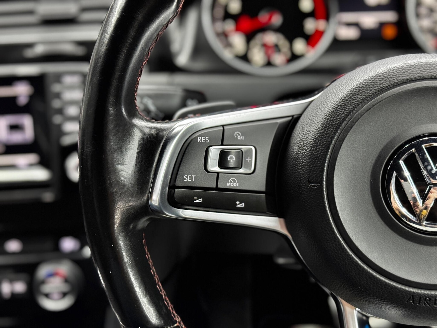 Used Volkswagen Golf 2014 for sale - 76865226: Photo 20