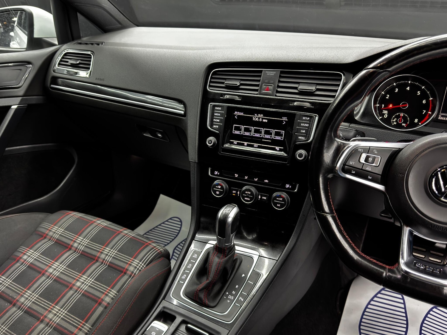 Used Volkswagen Golf 2014 for sale - 76865226: Photo 23