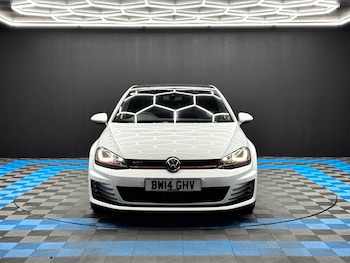 Used Volkswagen Golf 2014 for sale - 76865226: Photo