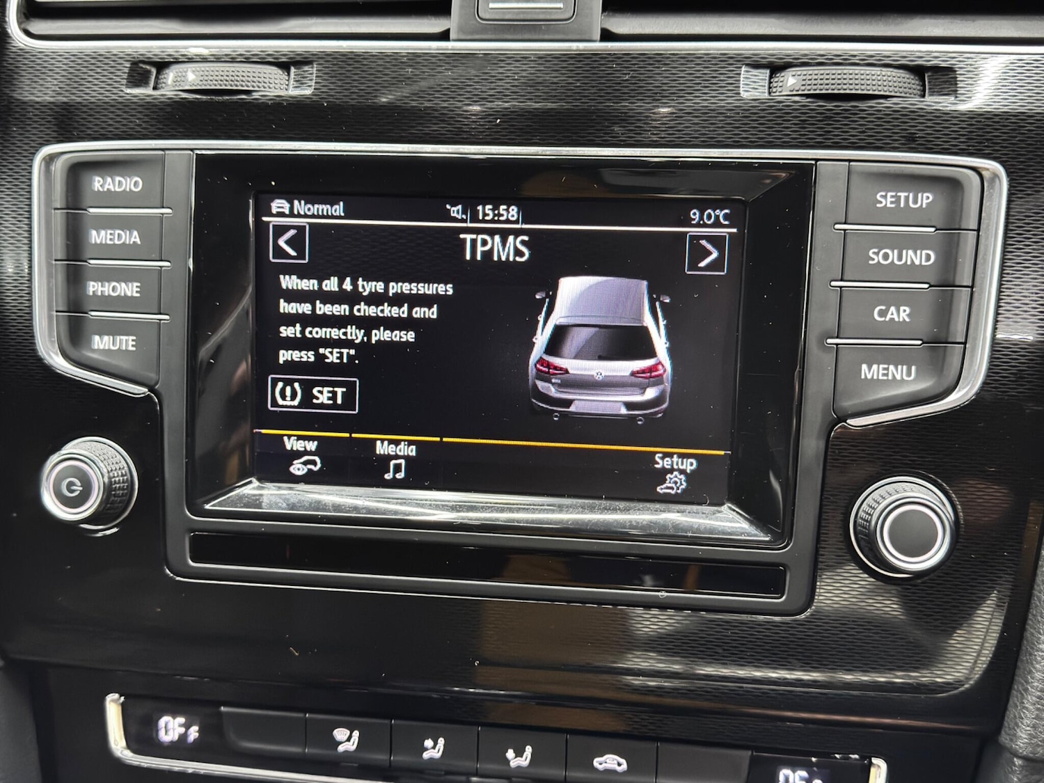 Used Volkswagen Golf 2014 for sale - 76865226: Photo 32