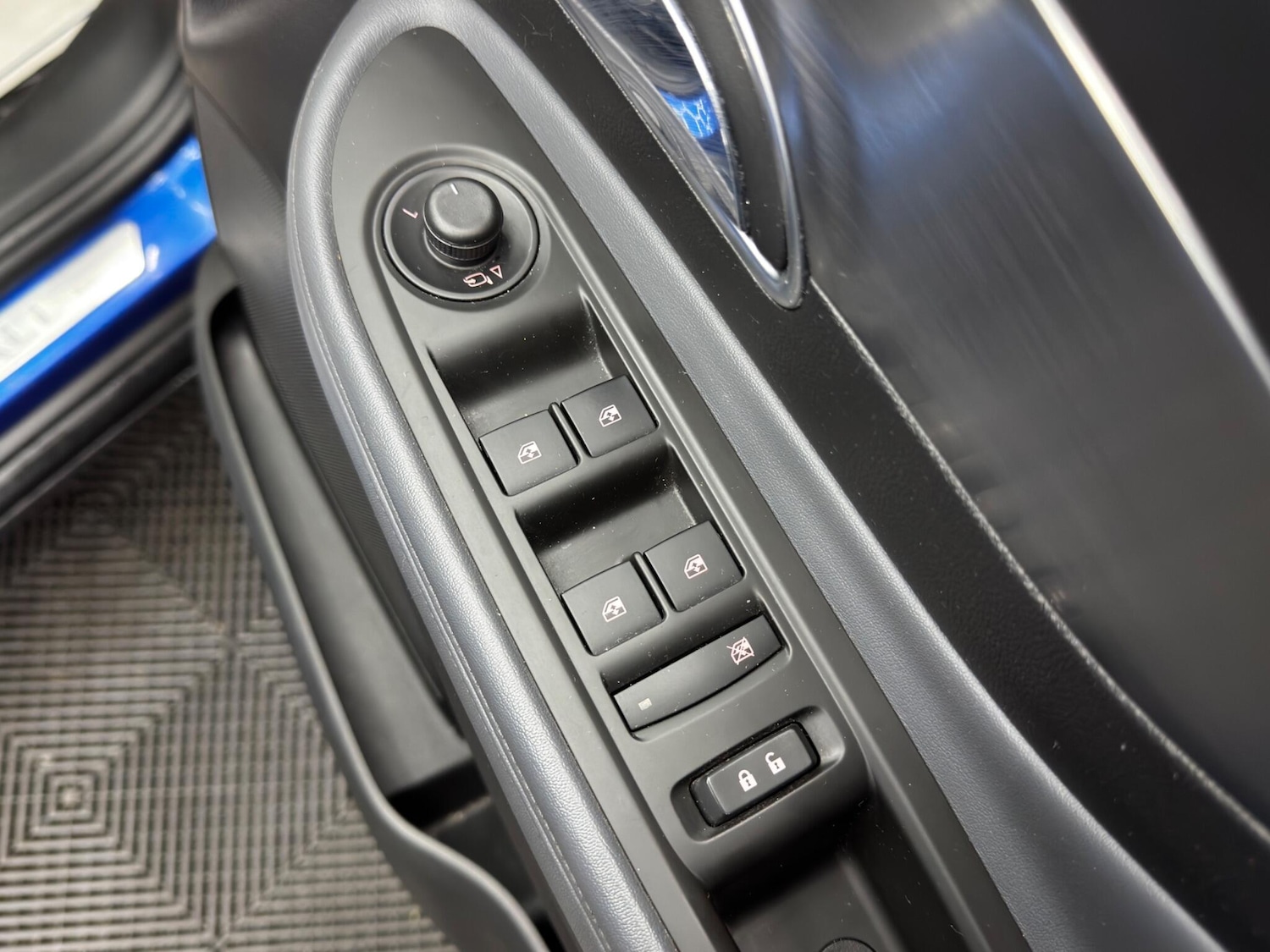 Used Vauxhall Mokka for sale - 77633047: Photo 34