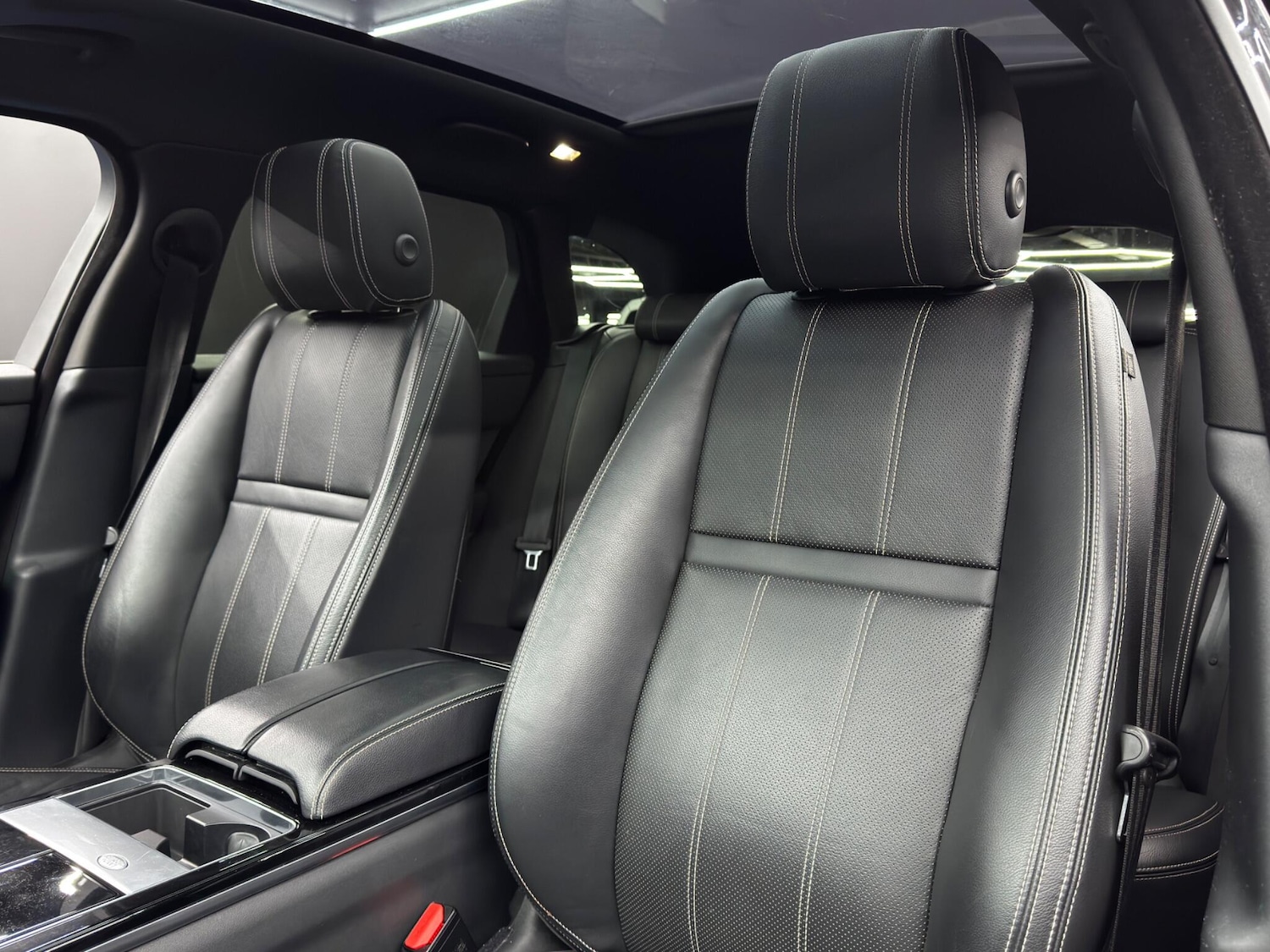 Used Land Rover Range Rover Velar 2020 for sale - 77839235: Photo 14