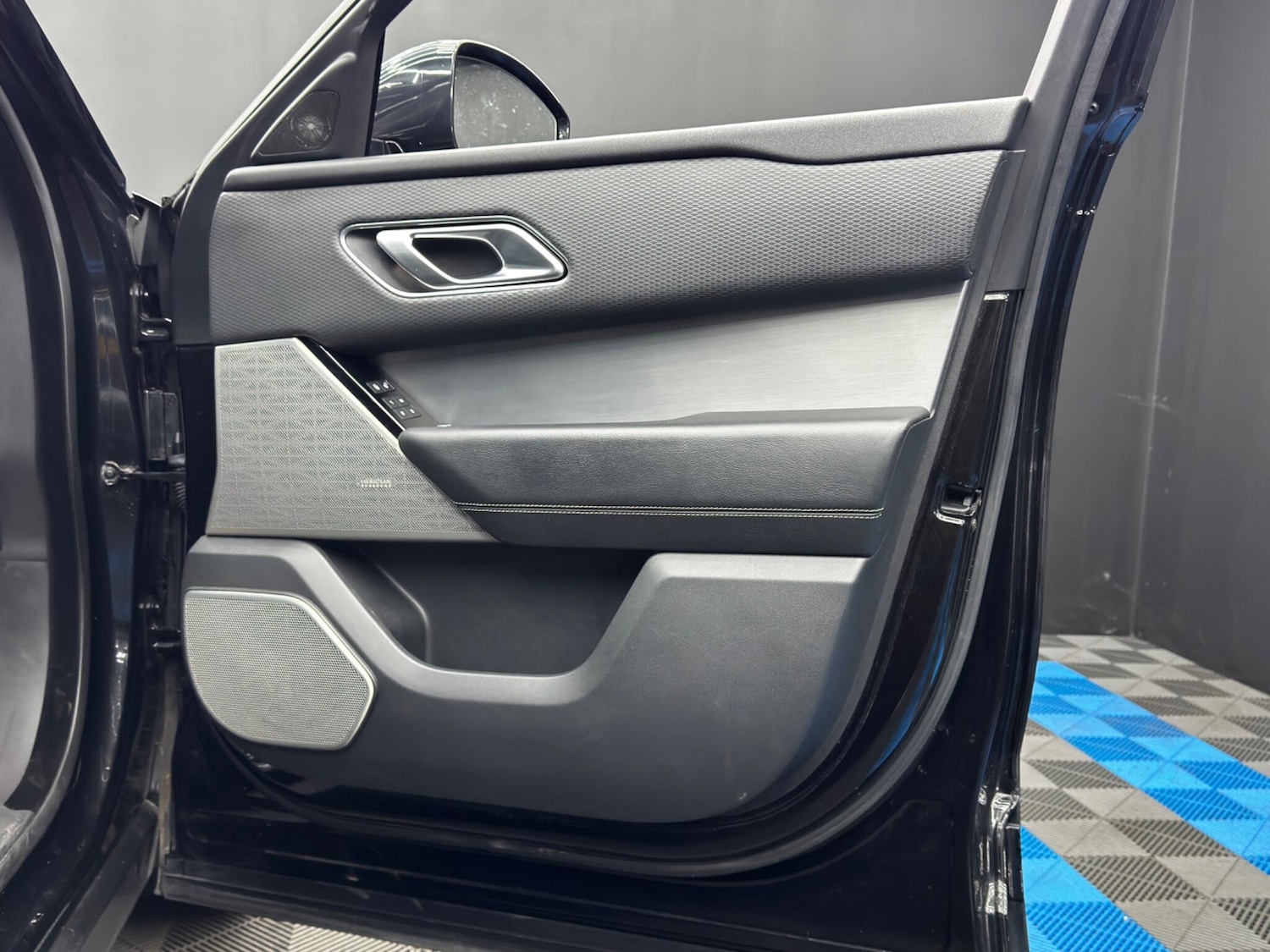 Used Land Rover Range Rover Velar 2020 for sale - 77839235: Photo 42