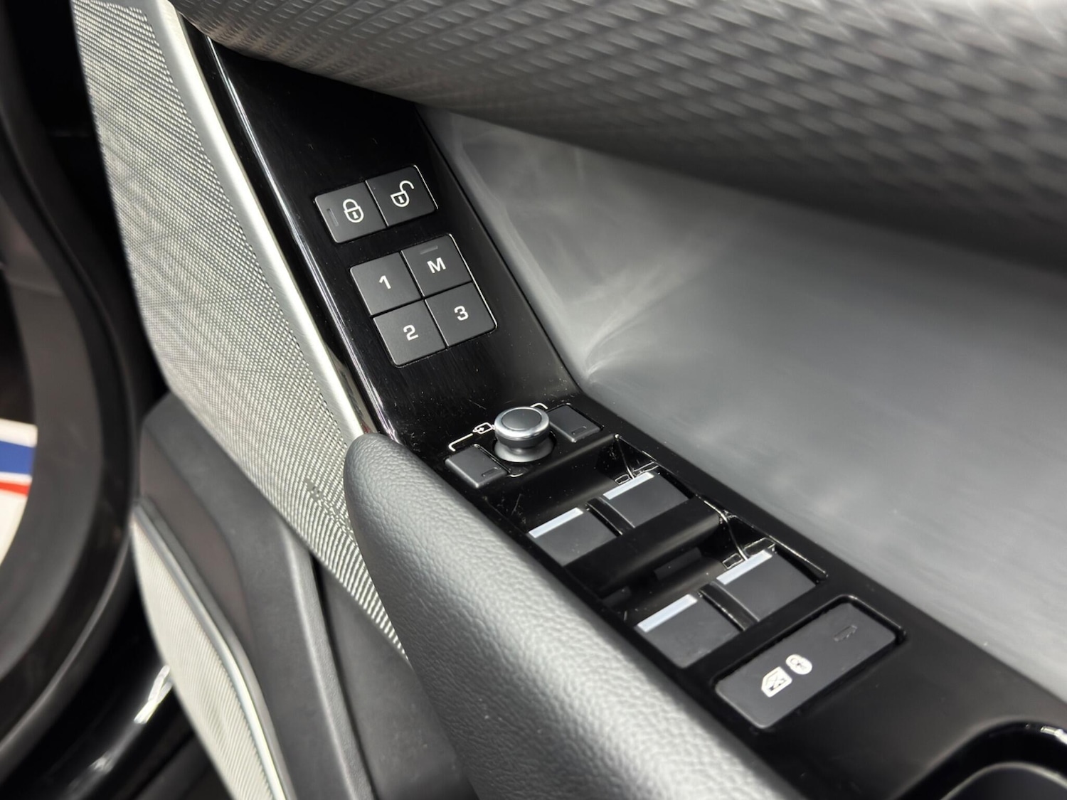 Used Land Rover Range Rover Velar 2020 for sale - 77839235: Photo 43