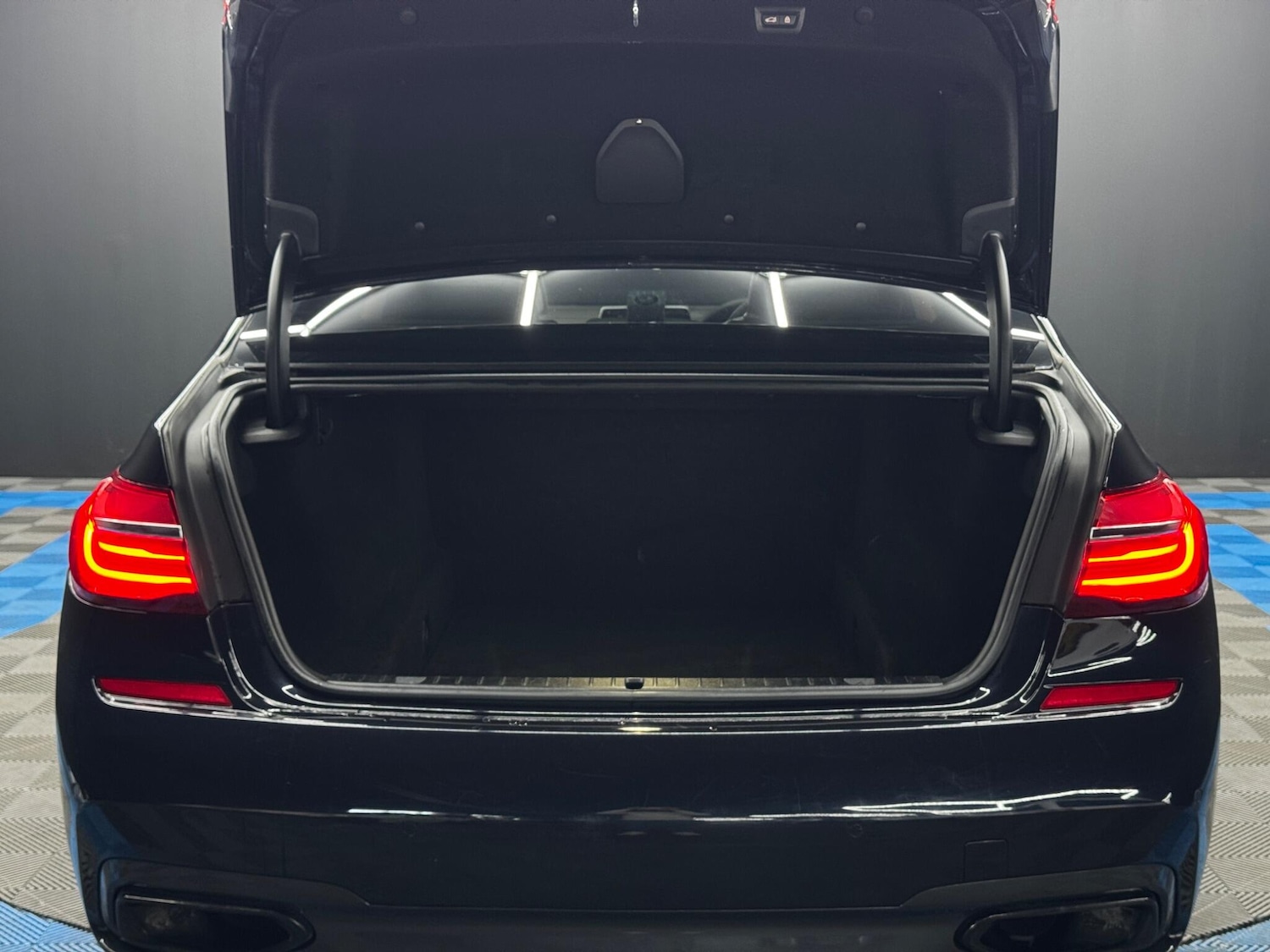 Used BMW 7 Series 2019 for sale - 78184561: Photo 46