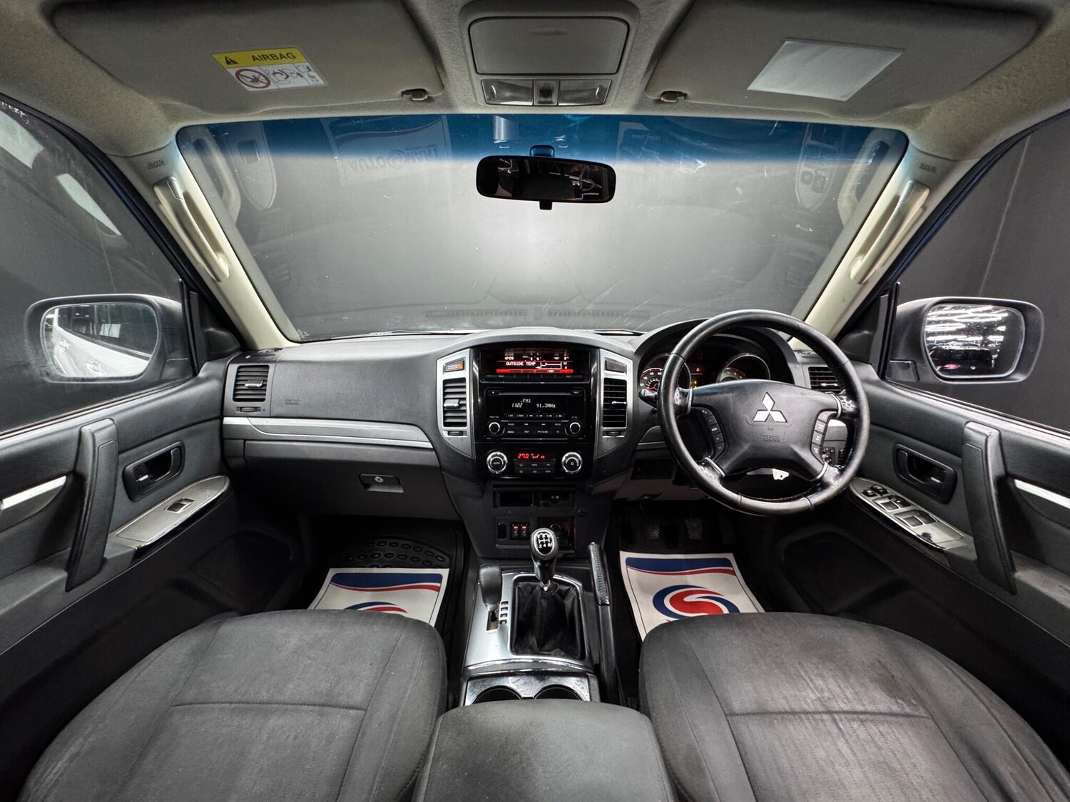 Used Mitsubishi Shogun for sale - 77510994: Photo 15