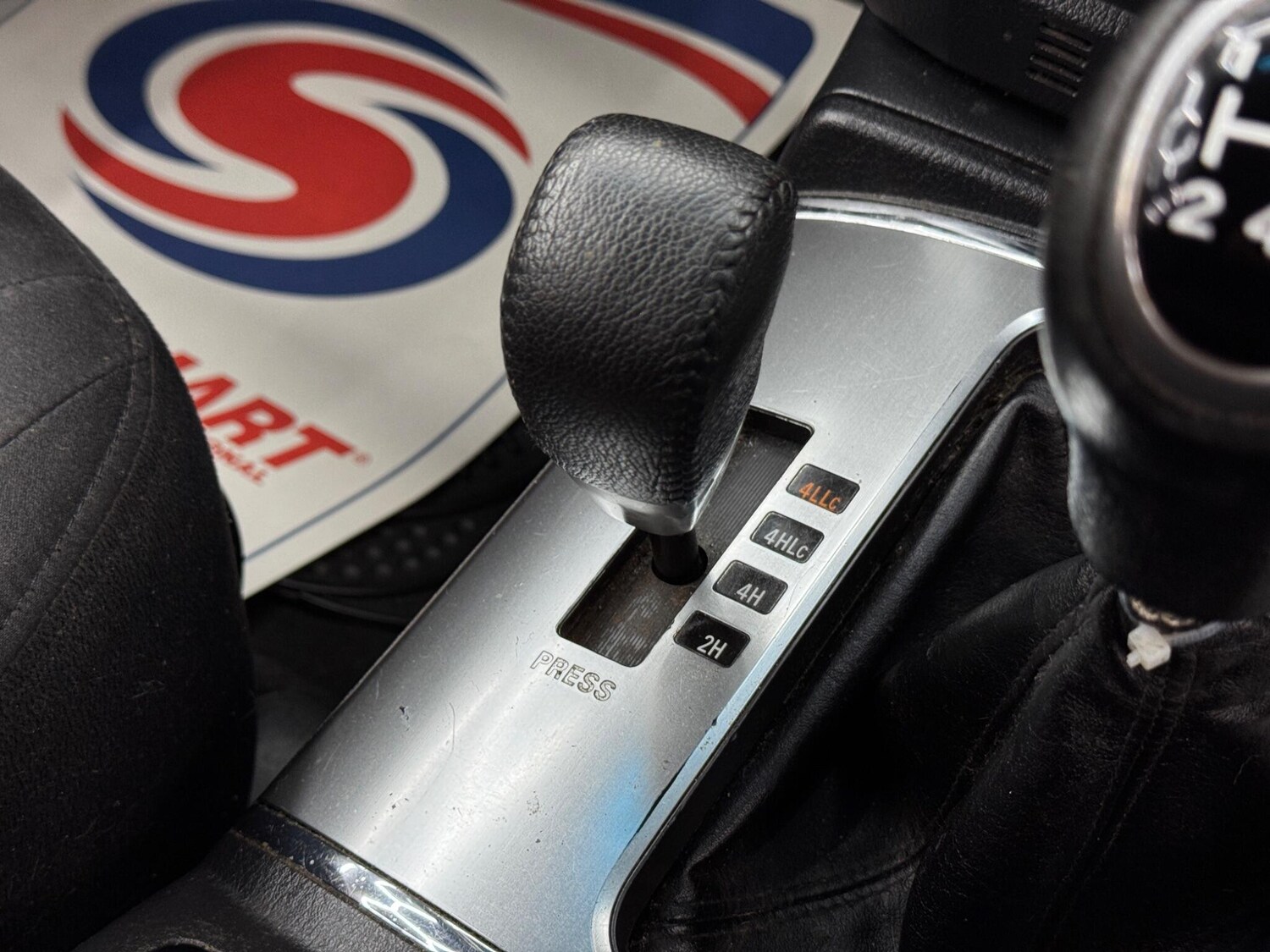 Used Mitsubishi Shogun for sale - 77510994: Photo 23