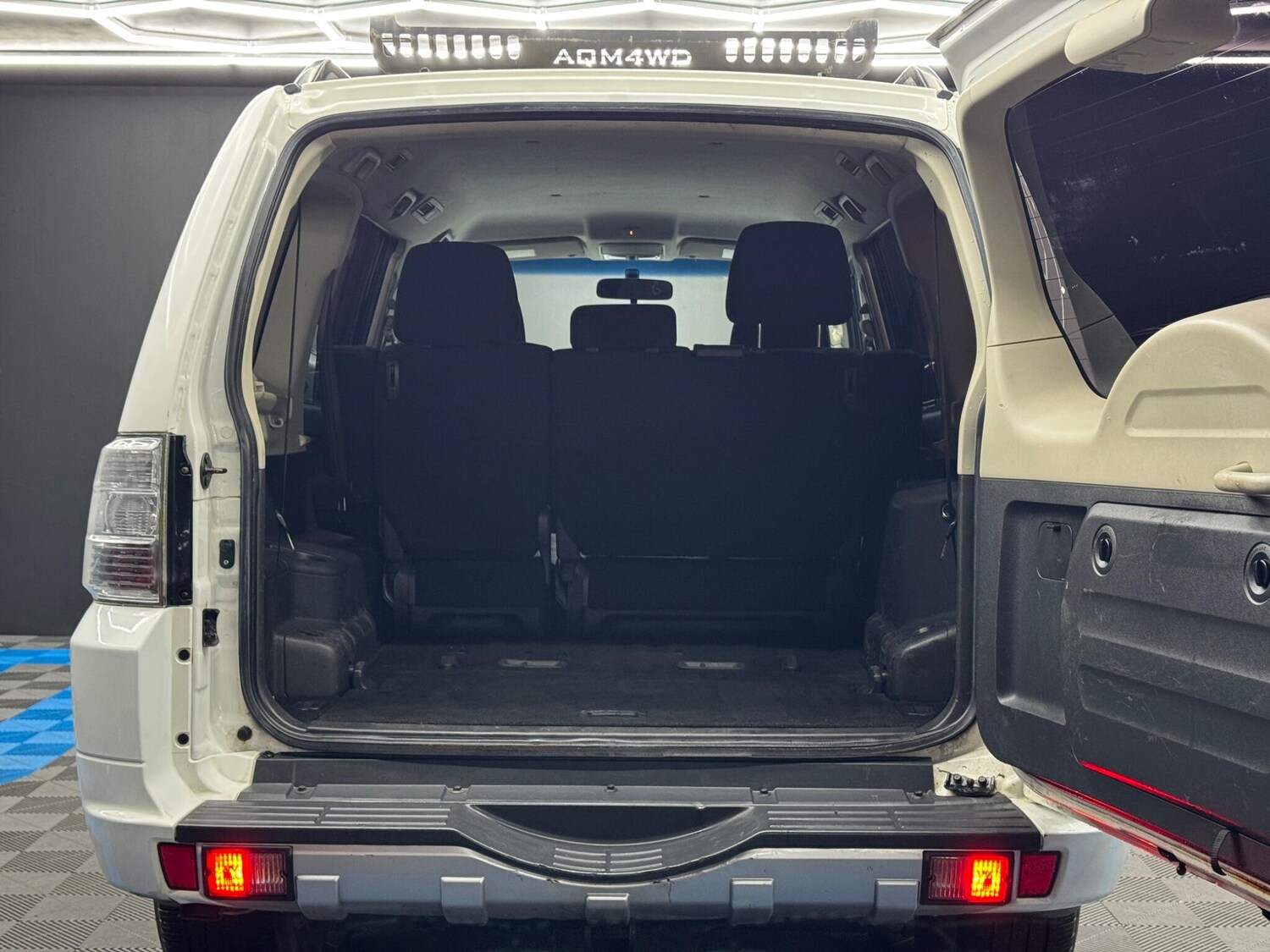 Used Mitsubishi Shogun for sale - 77510994: Photo 27