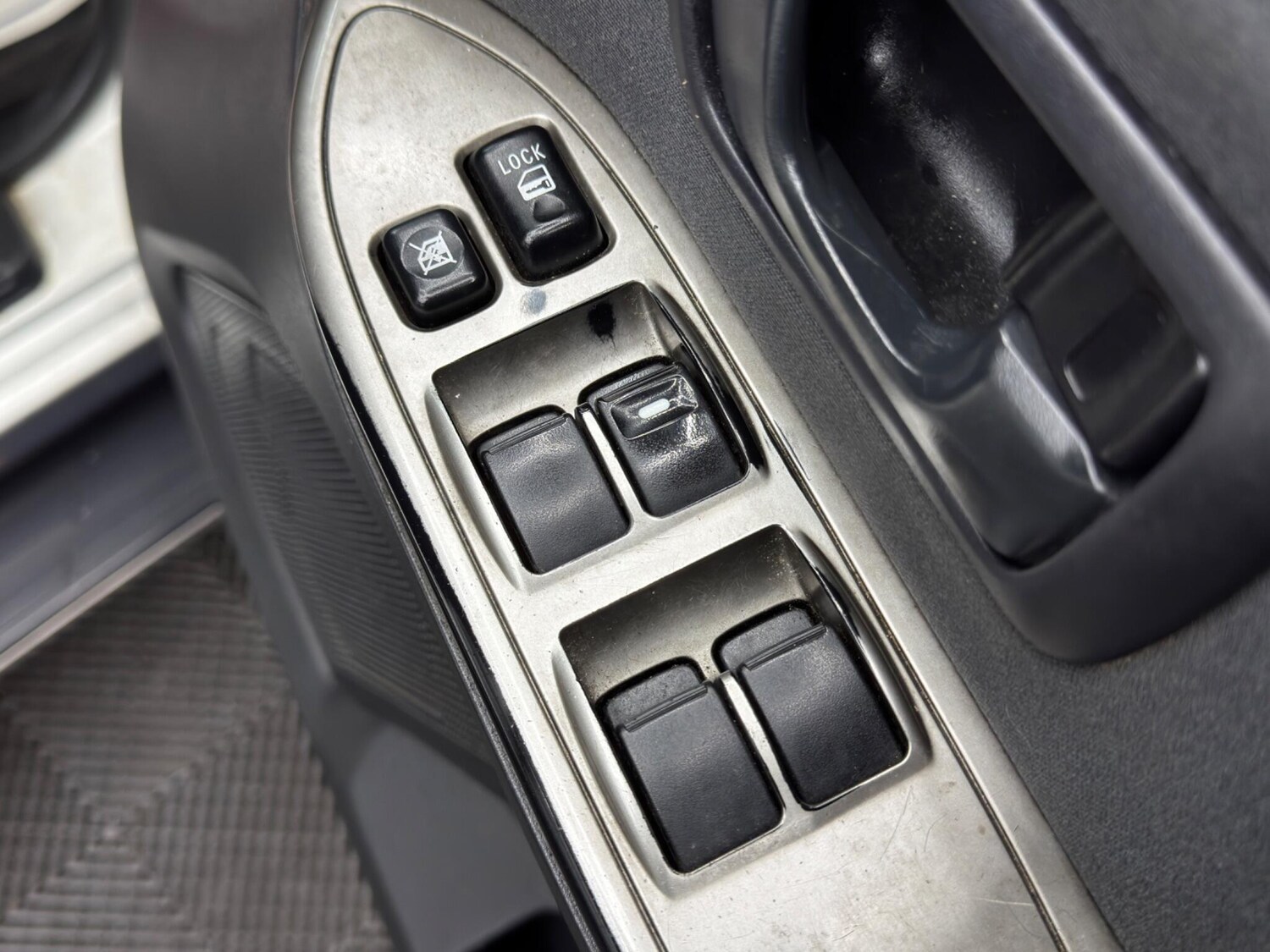 Used Mitsubishi Shogun for sale - 77510994: Photo 29