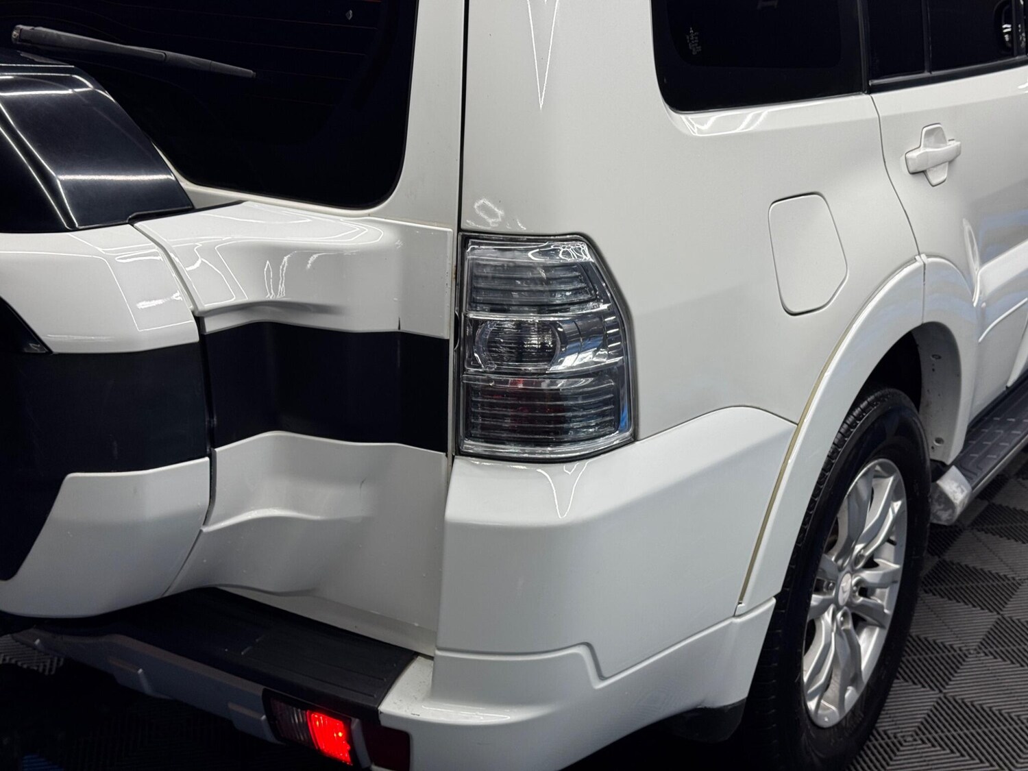 Used Mitsubishi Shogun for sale - 77510994: Photo 32