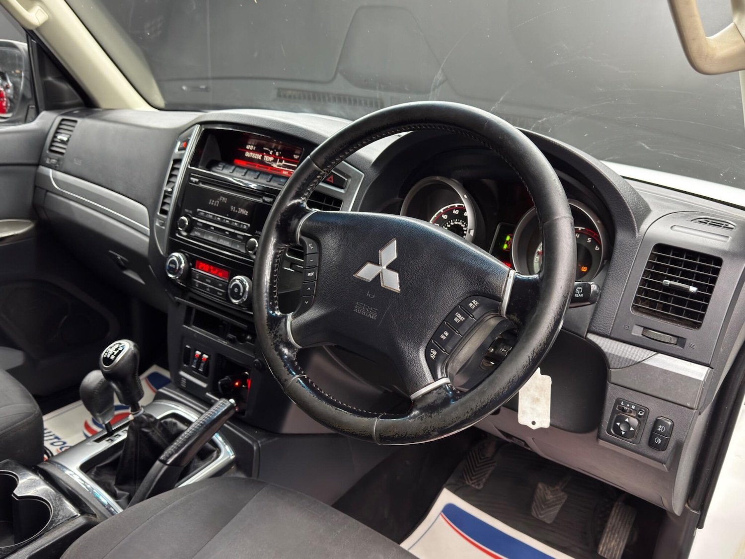 Used Mitsubishi Shogun for sale - 77510994: Photo 9