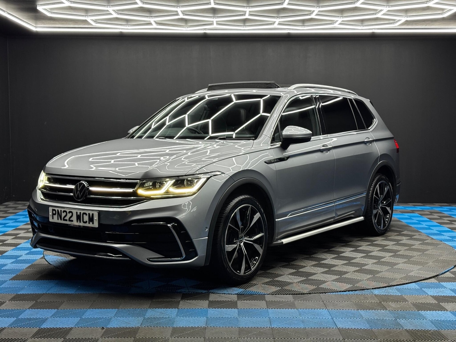 Used Volkswagen Tiguan Allspace 2022 for sale - 76989692: Photo 3