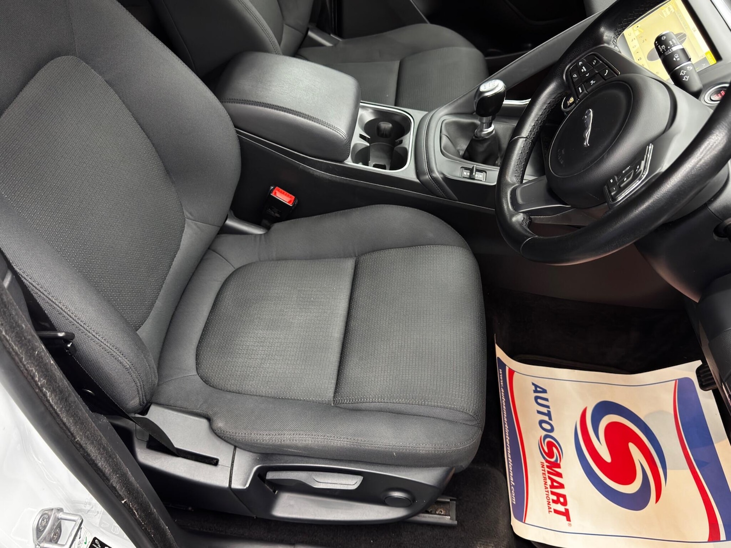 Used Jaguar E-Pace 2018 for sale - 76965014: Photo 13