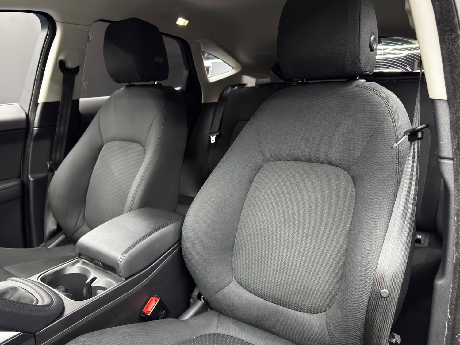 Used Jaguar E-Pace 2018 for sale - 76965014: Photo 14