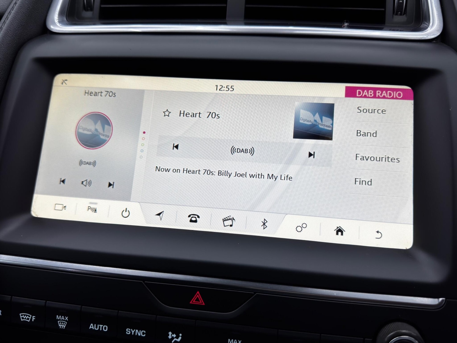 Used Jaguar E-Pace 2018 for sale - 76965014: Photo 32