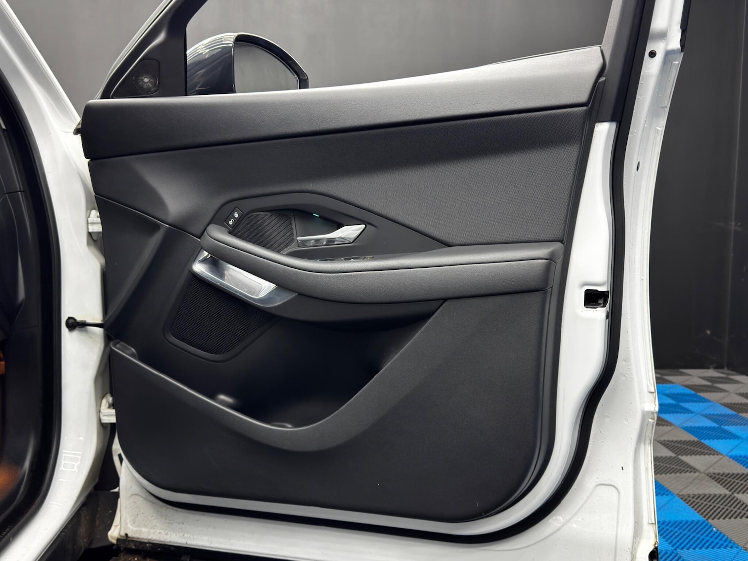 Used Jaguar E-Pace 2018 for sale - 76965014: Photo 38