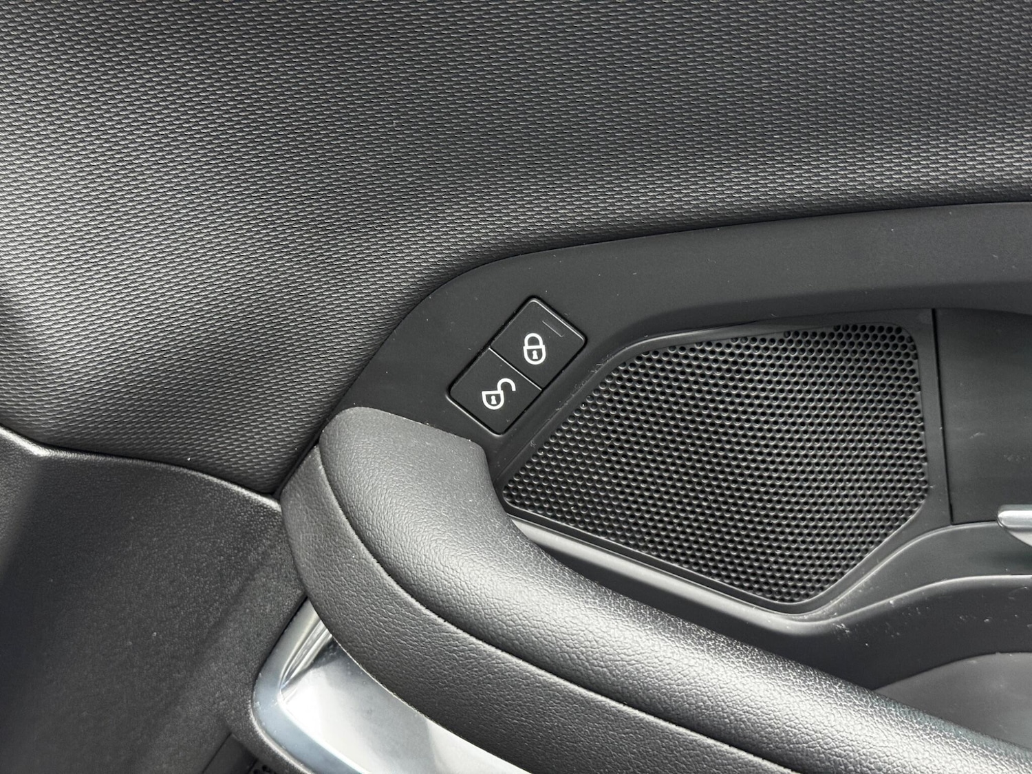 Used Jaguar E-Pace 2018 for sale - 76965014: Photo 39