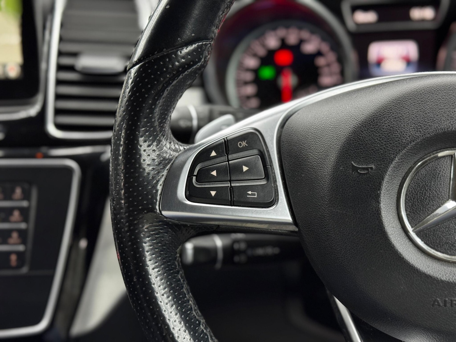 Used Mercedes-Benz GLE 2017 for sale - 76607193: Photo 20