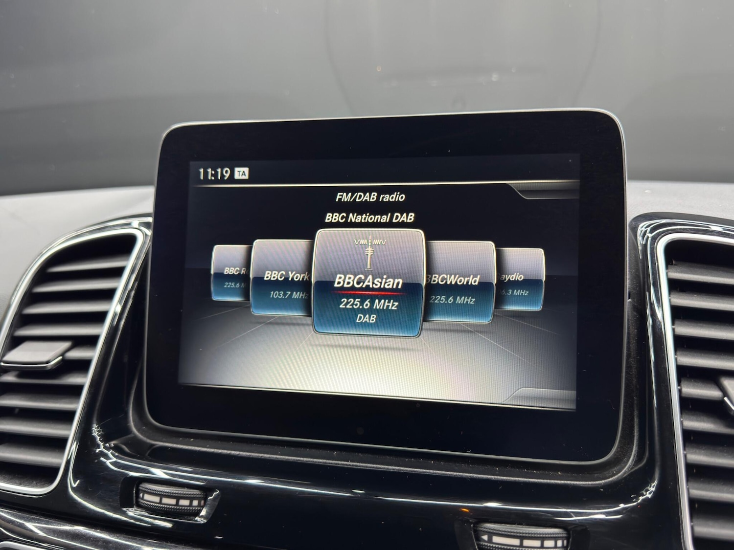 Used Mercedes-Benz GLE 2017 for sale - 76607193: Photo 30