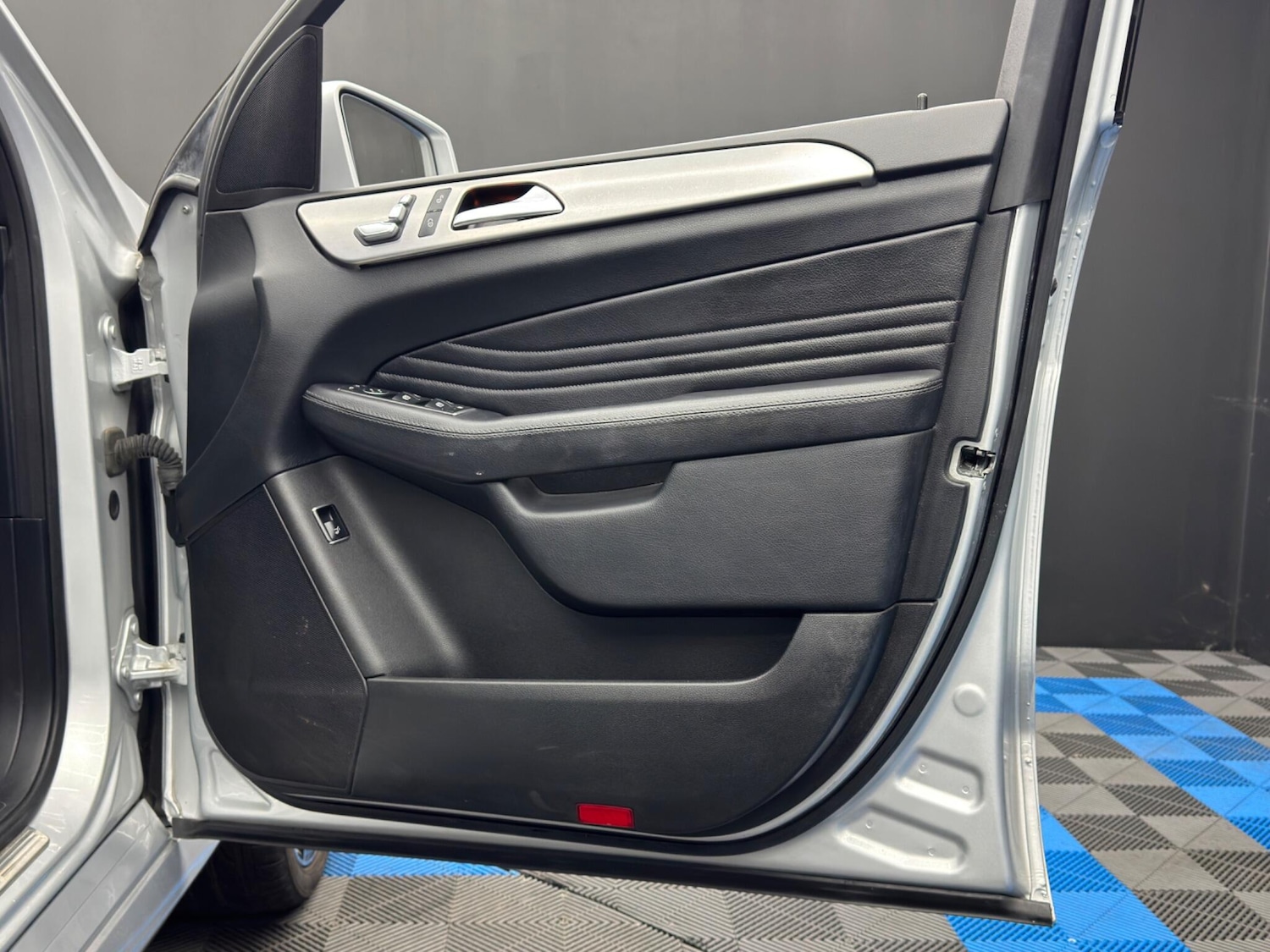 Used Mercedes-Benz GLE 2017 for sale - 76607193: Photo 38