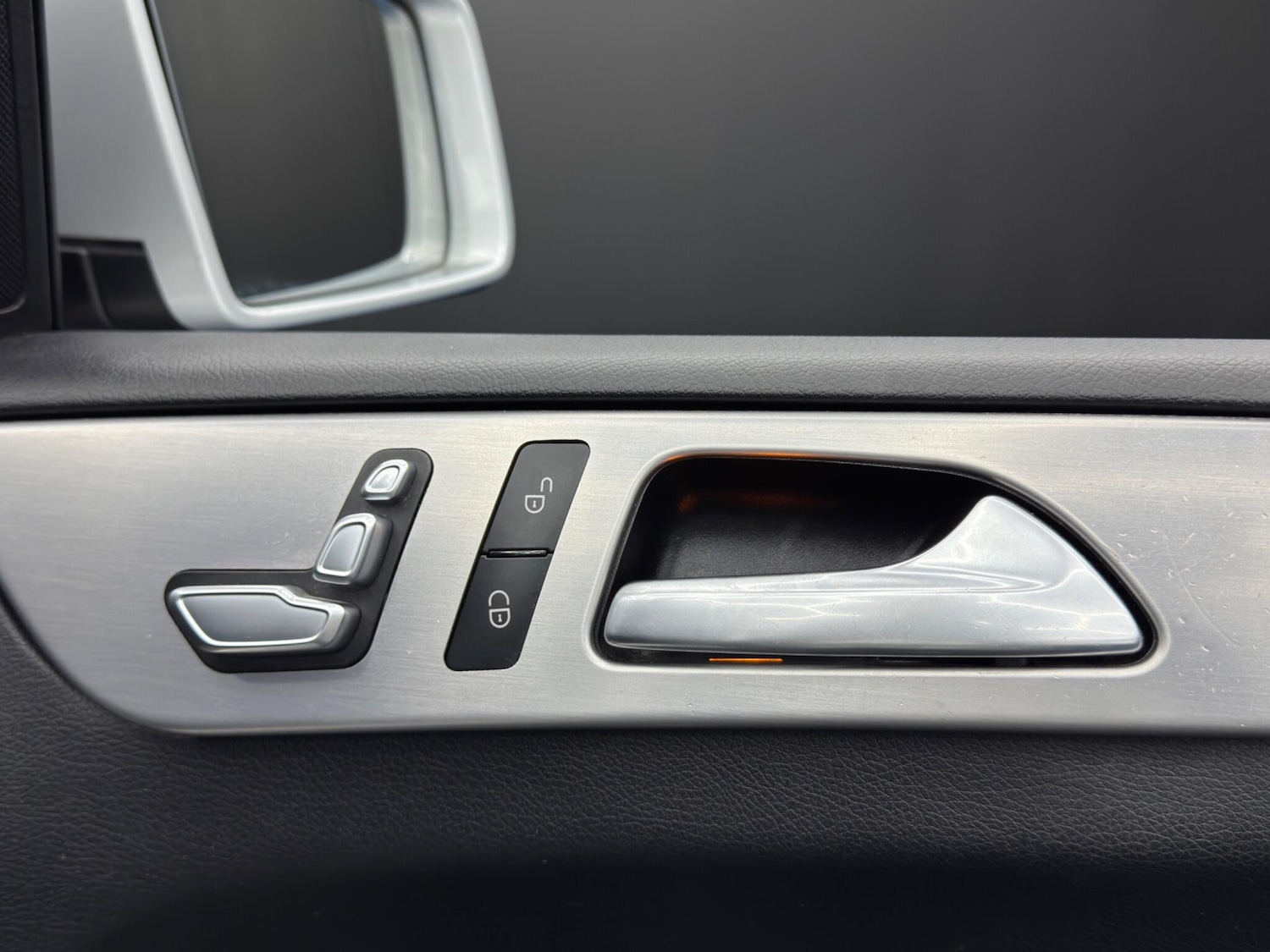 Used Mercedes-Benz GLE 2017 for sale - 76607193: Photo 39