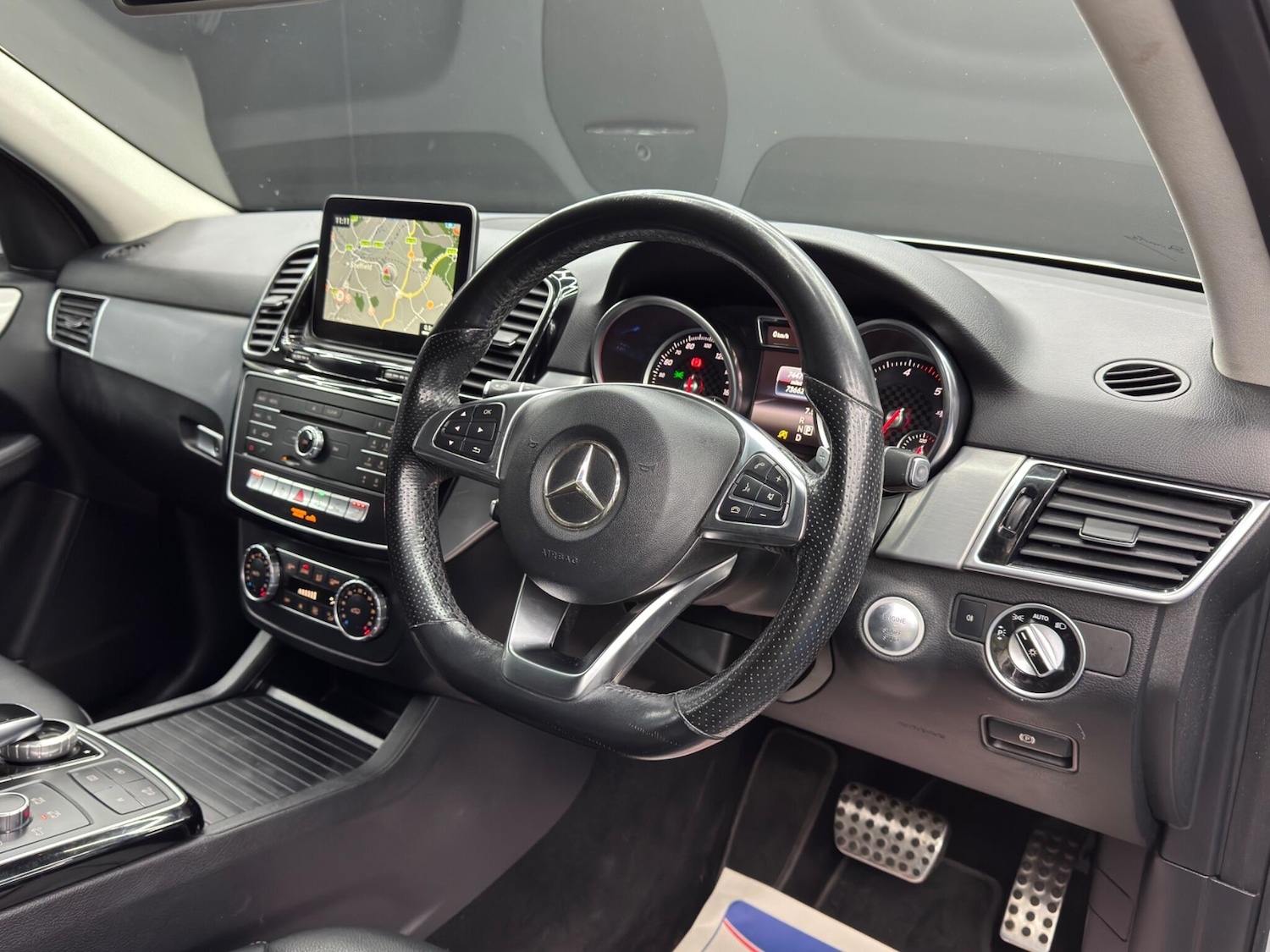 Used Mercedes-Benz GLE 2017 for sale - 76607193: Photo 9