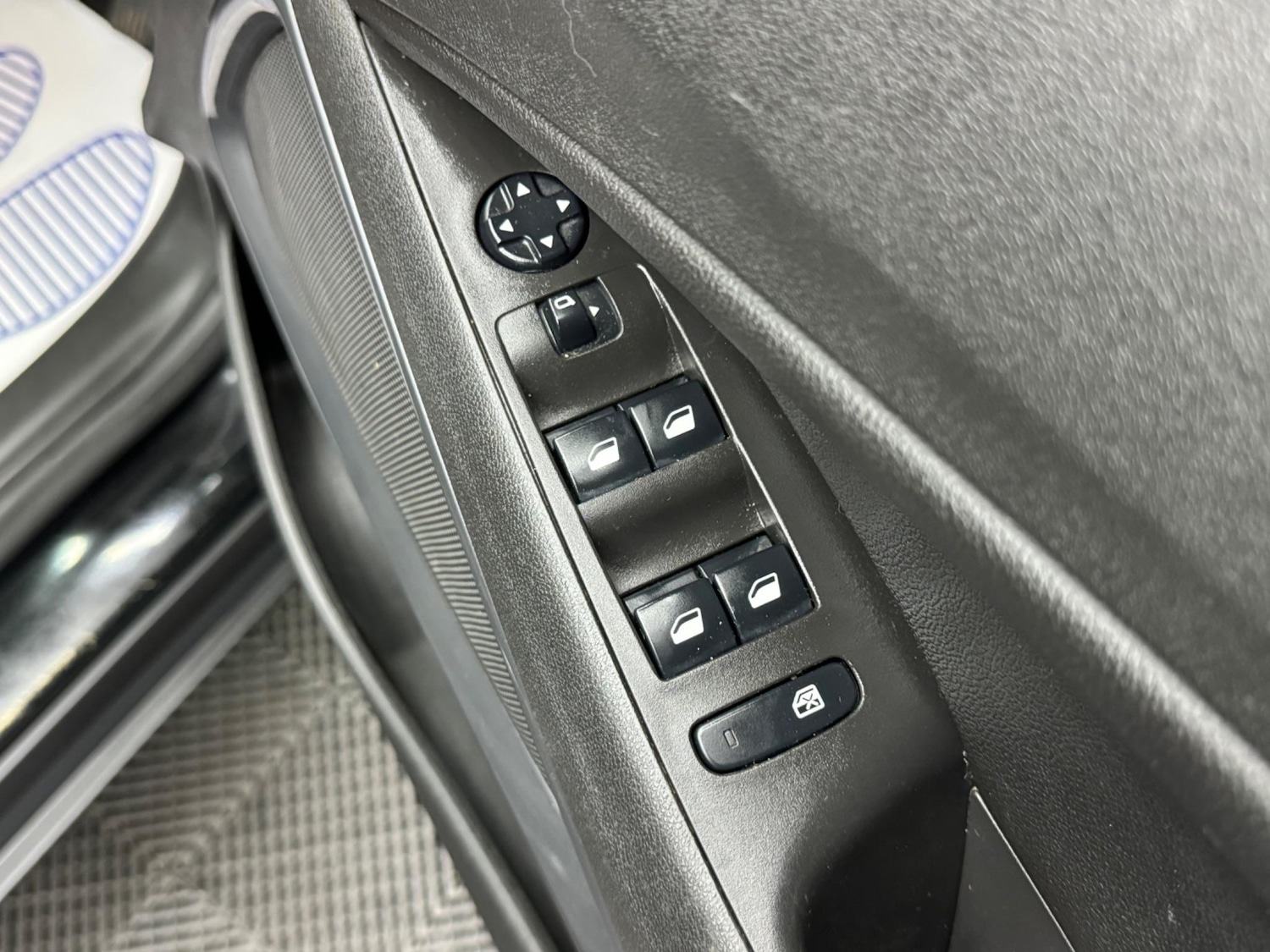 Used Vauxhall Crossland 2021 for sale - 76608291: Photo 36