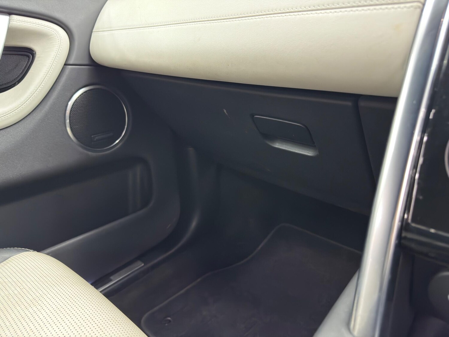 Used Land Rover Discovery Sport 2019 for sale - 77723246: Photo 41