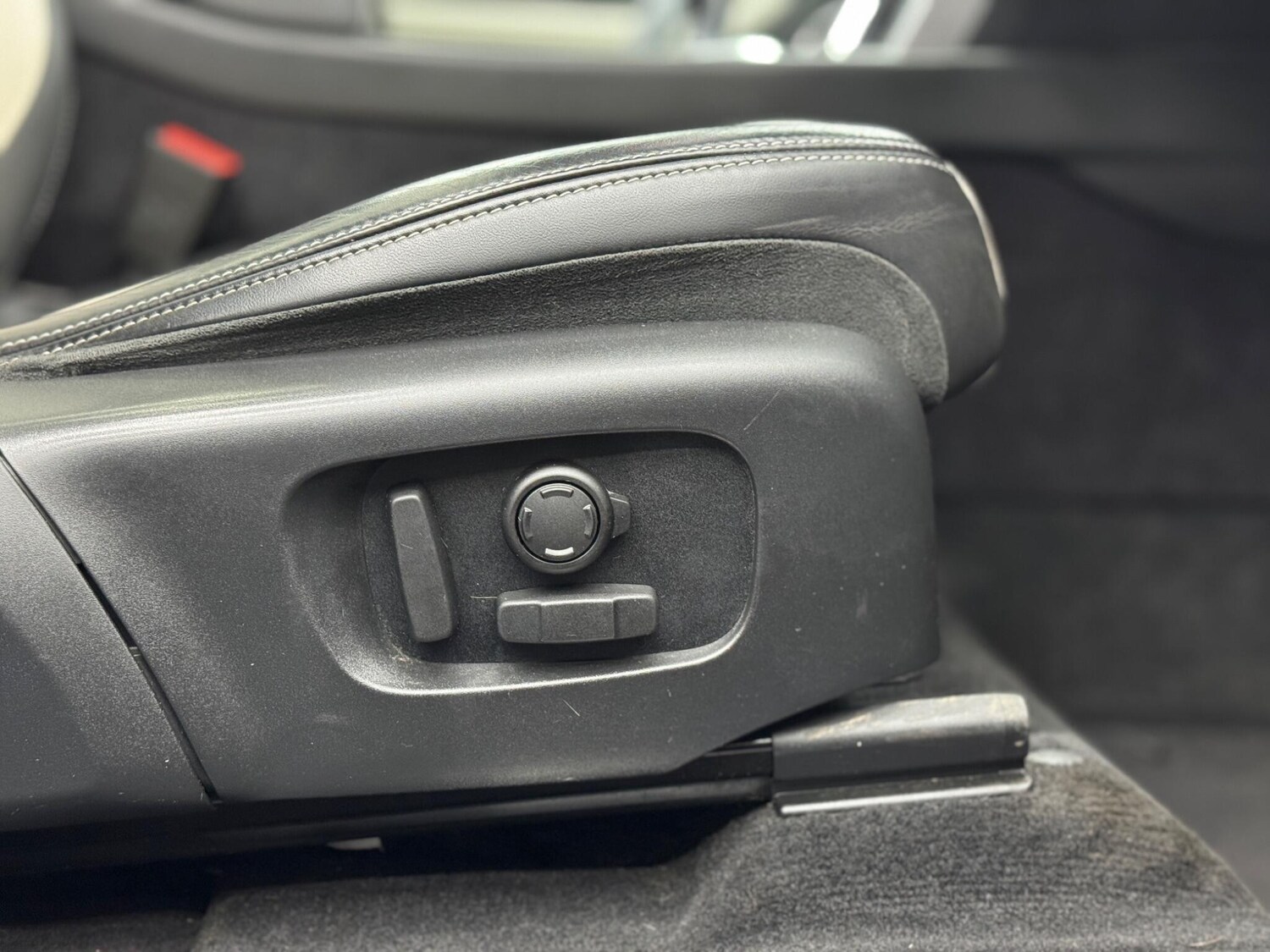 Used Land Rover Discovery Sport 2019 for sale - 77723246: Photo 50