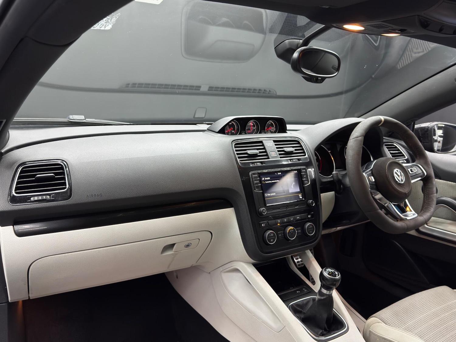 Used Volkswagen Scirocco for sale - 77696358: Photo 11