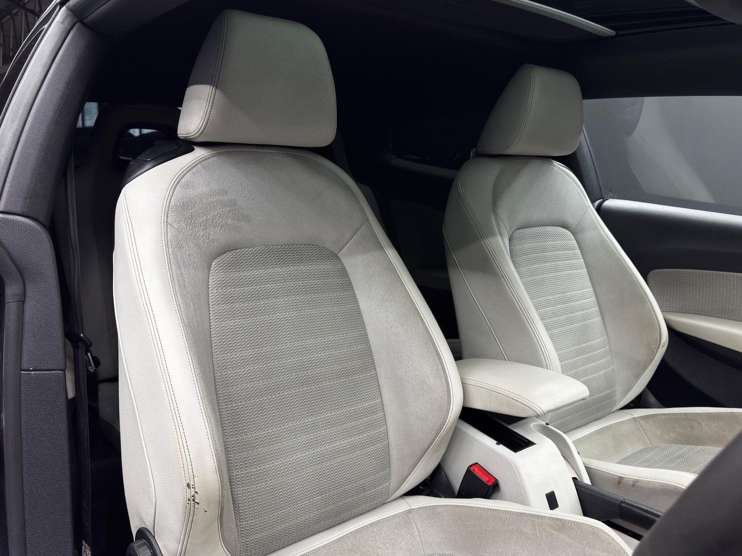 Used Volkswagen Scirocco for sale - 77696358: Photo 12