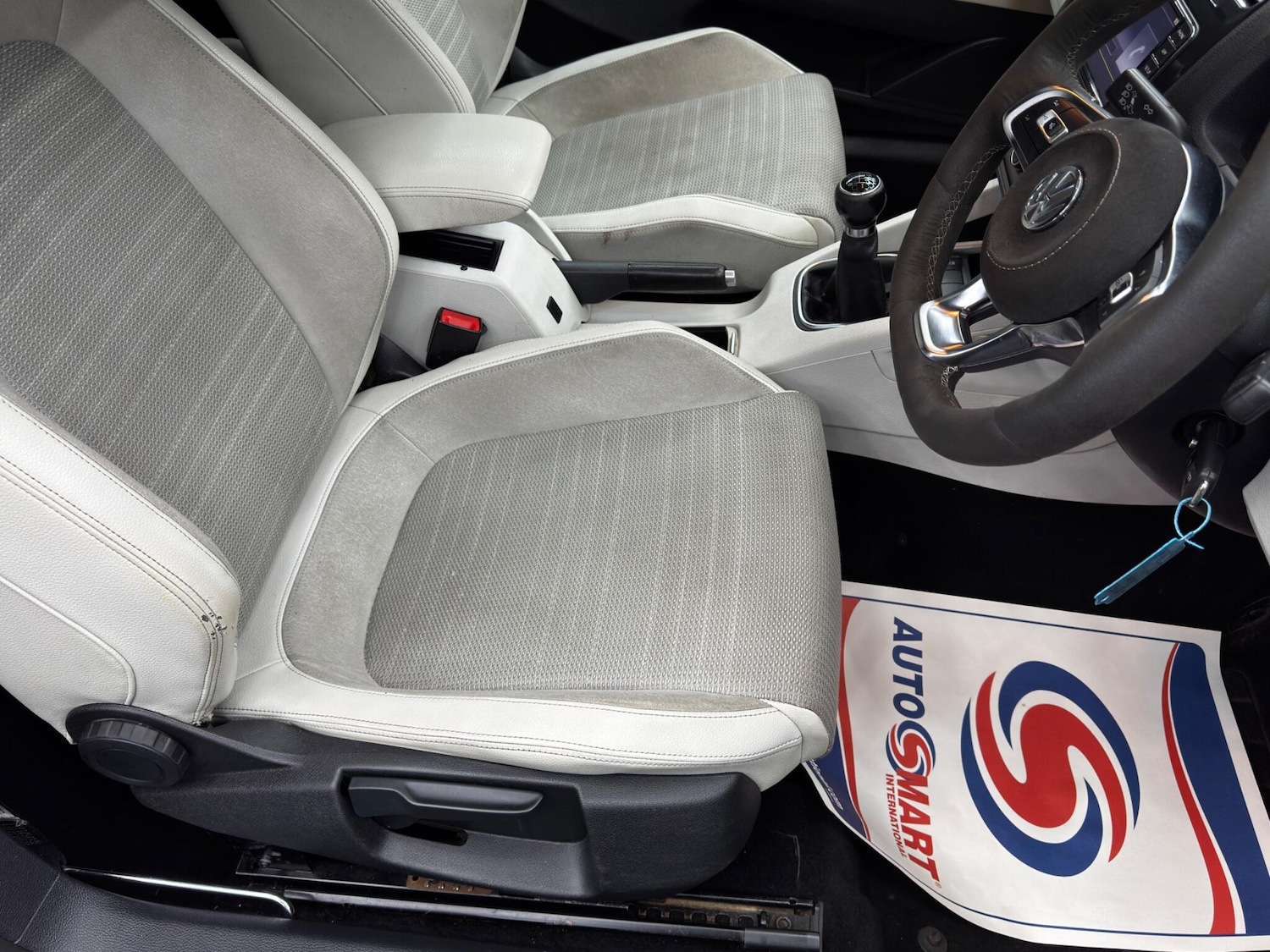 Used Volkswagen Scirocco for sale - 77696358: Photo 13